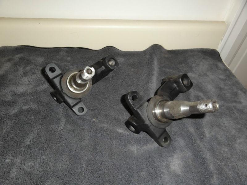 1967 pontiac gto front drum brake spindles (oem)