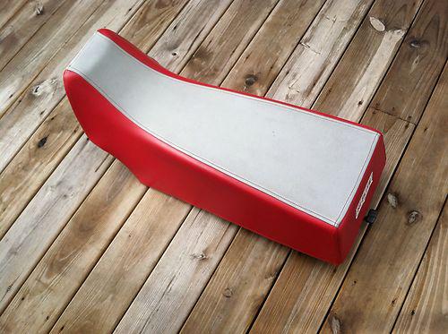 Yamaha banshee complete custom seat hi flite red & gray beautiful shape