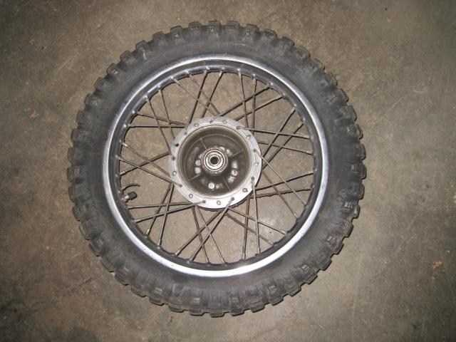 Kawasaki kd80-m - rear wheel and tire