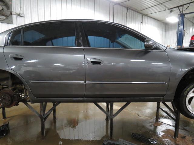 2006 nissan altima front door right 2490515