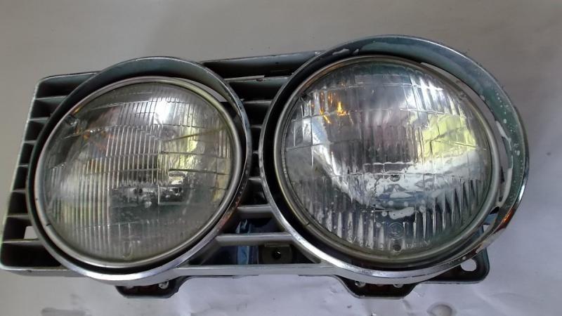 66 lincoln continental town car headlight head lamp r. rh right passenger oem