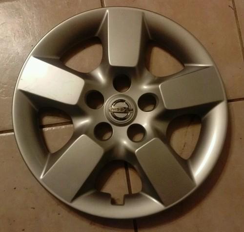 (1) oem 2008-13 nissan rogue s 16" 5-spoke hubcap wheel cover 40315-jg000