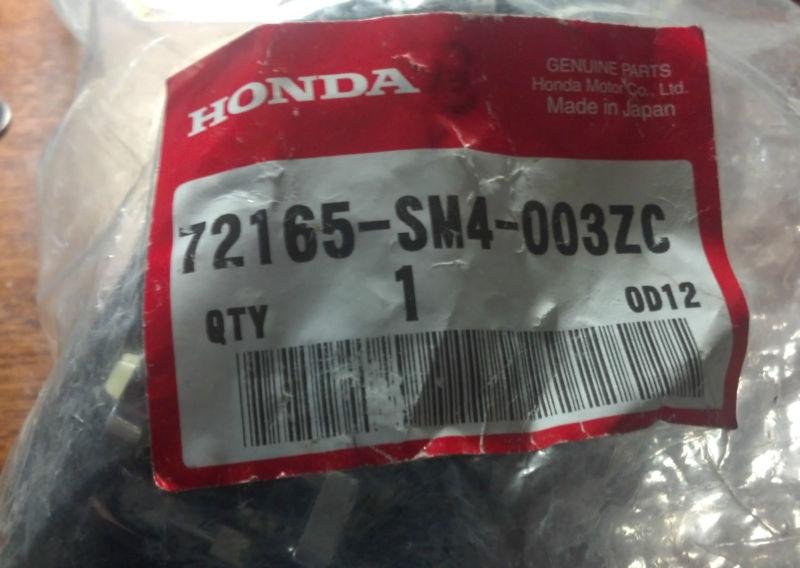 Honda accord 90-93 inside left door handle w/ lock hole (gray) new unopened oem