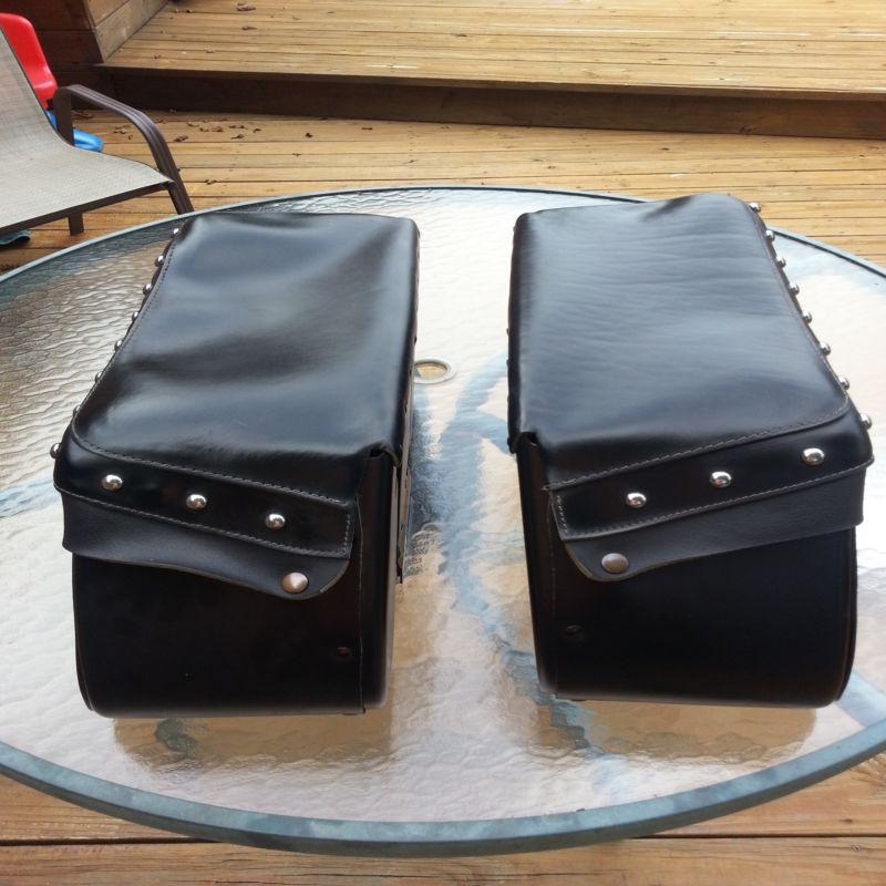 2005-2009 suzuki boulevard c90t oem rigid saddlebags