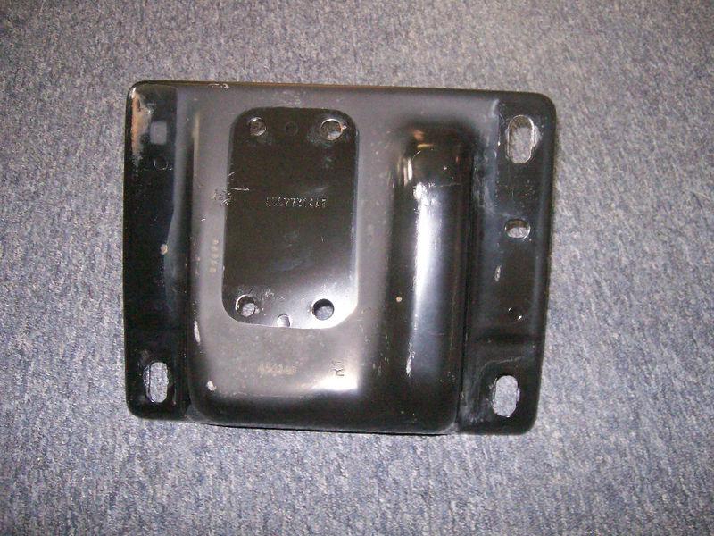 Bumper bracket dodge truck 2500 2006-2008 passenger side