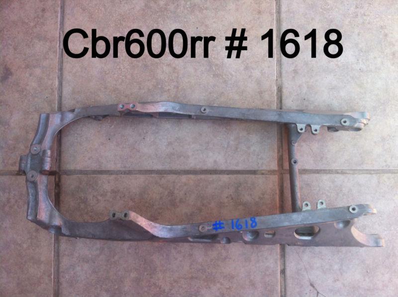 05 06 honda 600rr cbr600rr cbr600 subframe sub frame straight