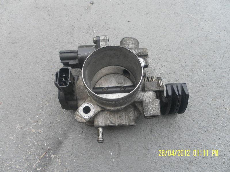 1996-2000 chrysler sebring convertible v4 engine throttle body w/sensors