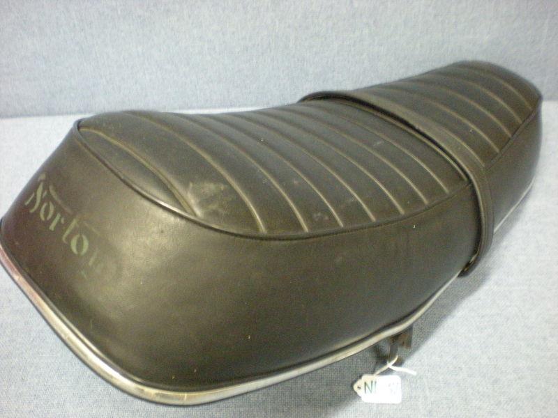 Norton 750 commando roadster seat