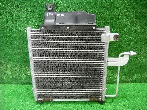 Mazda festiva 1999 condenser [3060600]