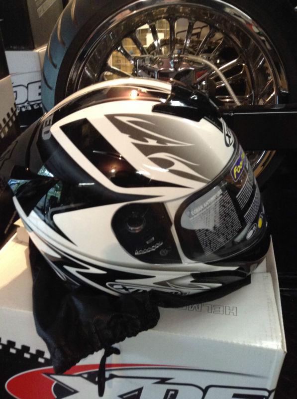 Xpeed xp509 speed silver white black  full face helmet dot snell small