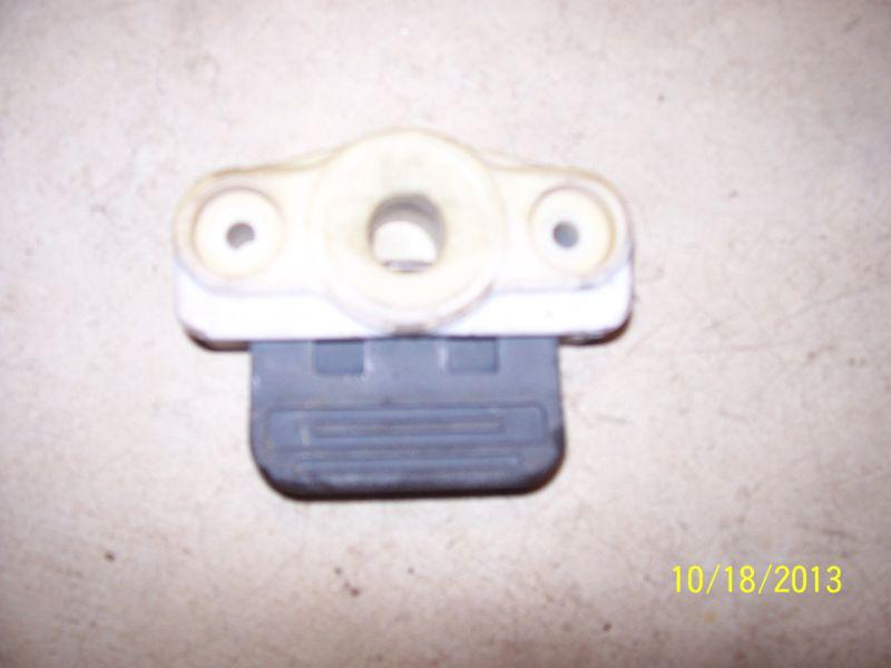 Oem factory 97-04 yamaha xl760 xl800 xl700 waverunner front seat latch