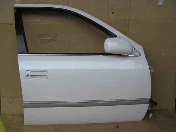 Toyota markii qualis 1998 front right door assembly [0113100]