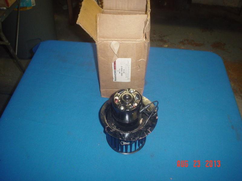 1968/71 fairlane/falcon heater motor with /a/c  nos