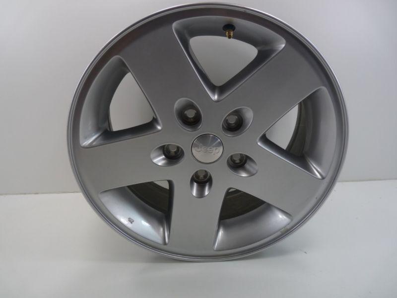 Oem 2007-2010 jeep wrangler rubicon 17 x 7 1/2" wheel