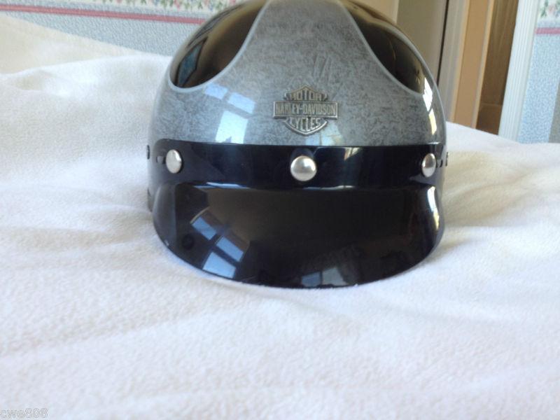 Harley davidson motorcycle half helmet  (mens xl)