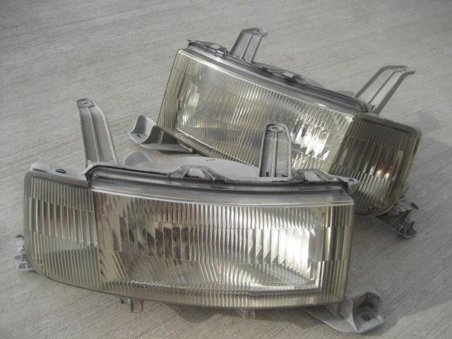 Used jdm genuine oem toyota bb ncp30 ncp31 clear corner headlights scion xb