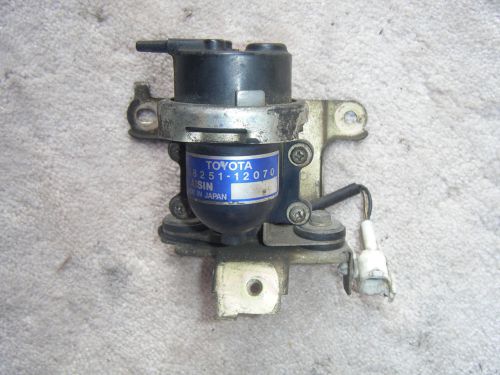 84-87 toyota corolla sr5 ae86 cruise control vacuum pump assembly 8825112070 gts