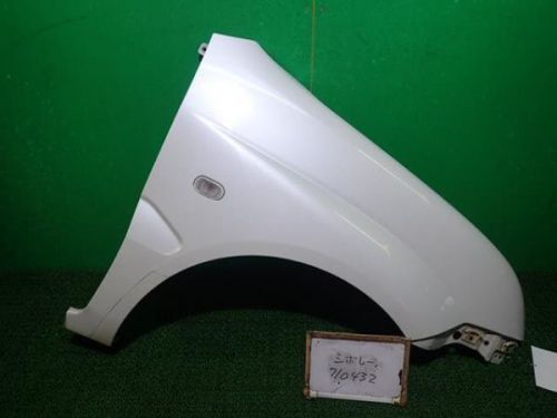 Suzuki cruze 2003 right fender panel [3310600]