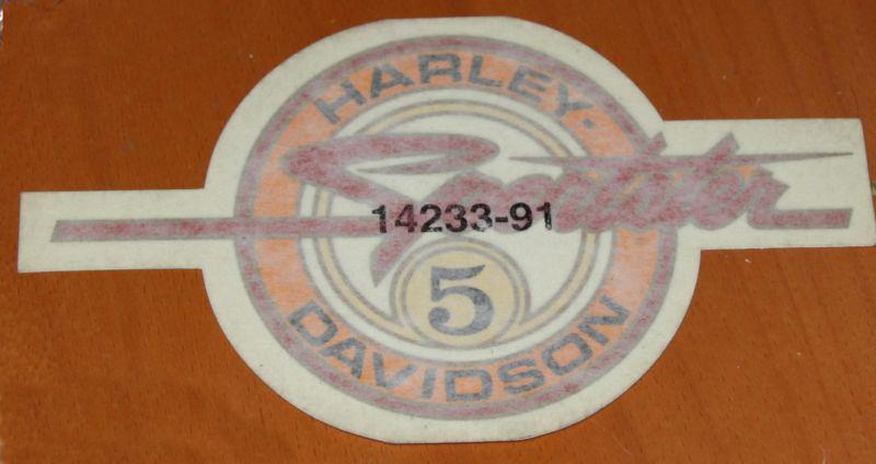 Harley  14233-91 tank decal xl883 nos oem genuine sold each