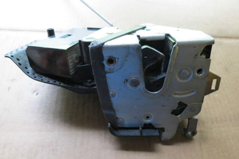 Read first 98-03 bmw 528i 540i 530i 525i power door lock front left driver oem