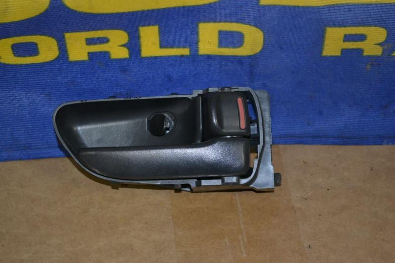 02-07 subaru impreza wrx passenger front or rear door handle interior lh rh left