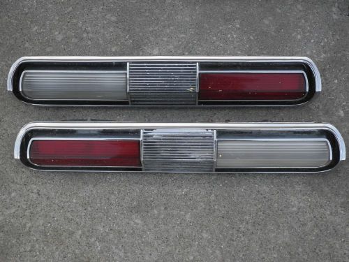 1962 buick lesabre &amp; wildcat tail lights &amp; bezels - left &amp; right side