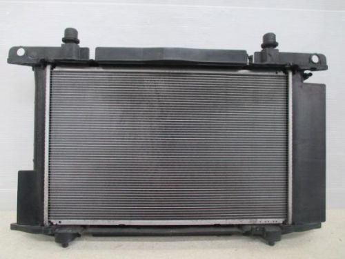 Toyota auris 2007 radiator [3320400]