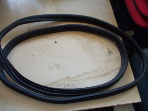 46818088 rubber weather strip for lancia lybra original brand new!!