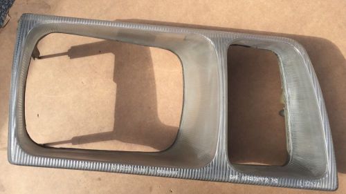 Mercedes headlight bezel right w126 81-85 0008260203