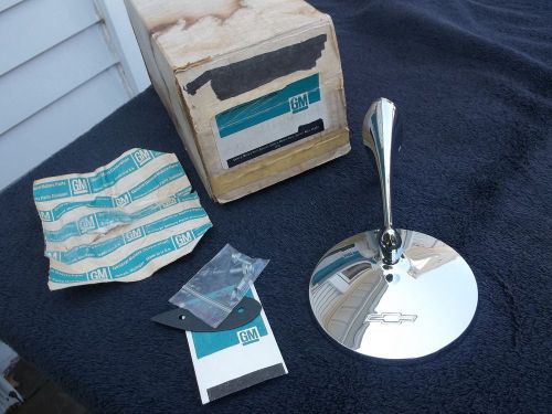 1963-1967 &#034;nos&#034; corvette bowtie mirror, with &#034;nos&#034; mount kit &amp; box - &#034;very nice&#034;