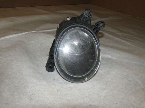 2002--2005  audi  a4  ,  right side fog  light