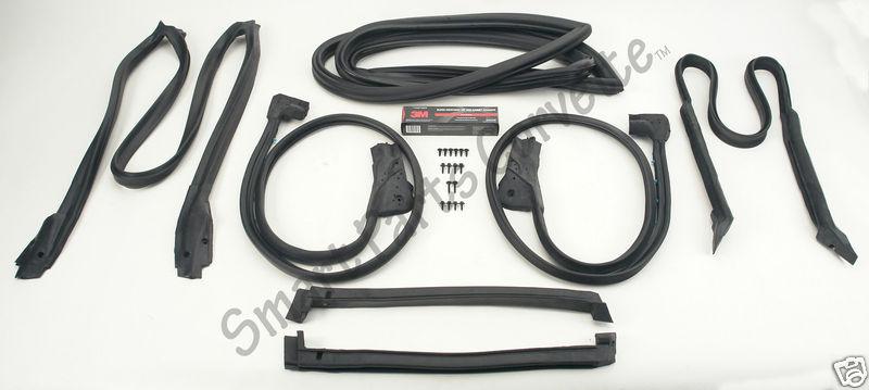 Free shipping!  1990-1996 corvette coupe standard 7 piece weatherstrip kit! 