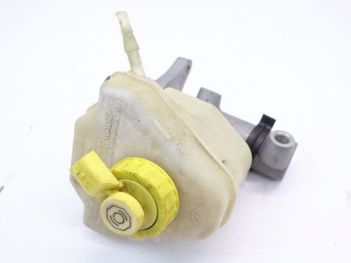 2008-2010 porsche cayenne brake master cylinder  oem