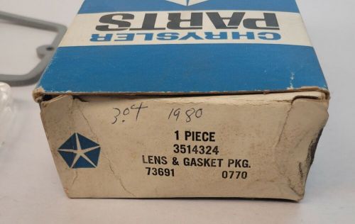 1971 plymouth satellite 4 door station wagon rt parking light lens 3514324 nos