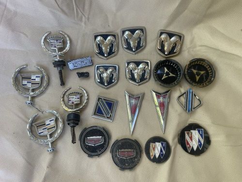 Lot emblem  pontiac buick dodge mercury cadillac lot emblem