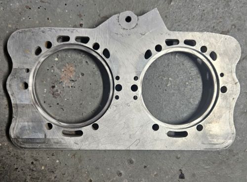 Polaris cylinder head