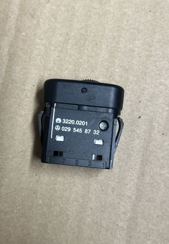 2002-2003 mercedes dodge sprinter a/c switch oem 029 545 87 32