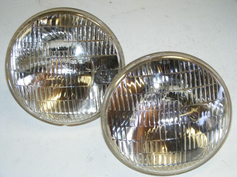 Ford dual beam 6volt head lamp bulbs pair lights (no aiming bumps) used ge-4030