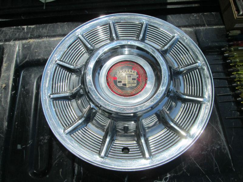 1958 cadillac deville hubcap wheelcover