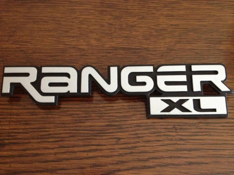 Ford ranger xl emblem