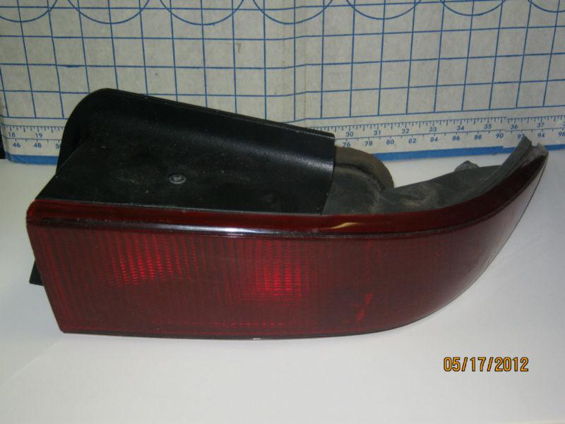 Tail light lens