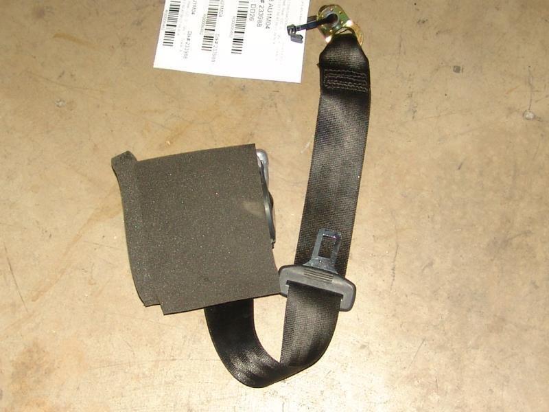 04 audi a4  rear left driver side safety seat belt retractor black 8482