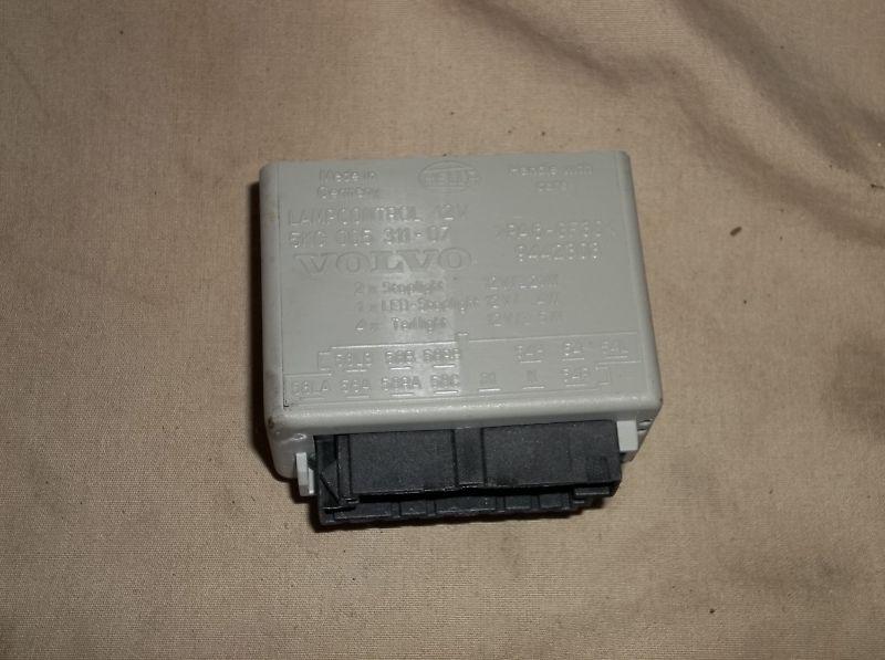 98-00 volvo s70 tail light, rear light, lamp relay control module