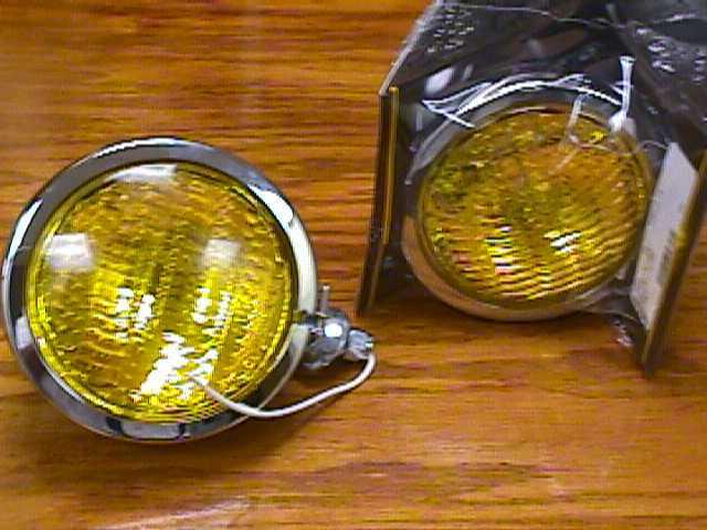 Two (2) one pair of amber spot lights - bulbs & housings with mounts made in usa