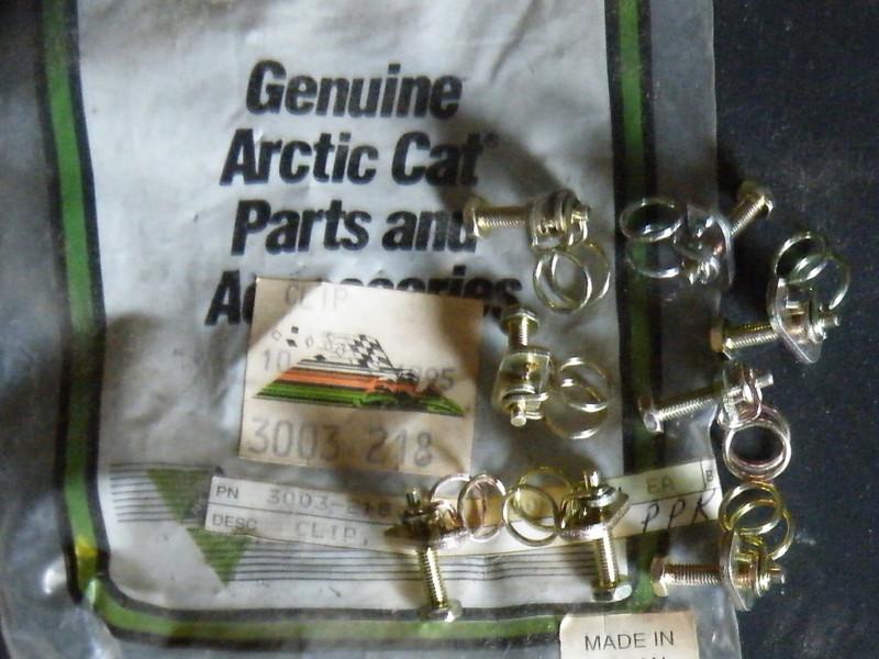 Nos tigershark arctic cat snowmobiles hose clip 3003-218