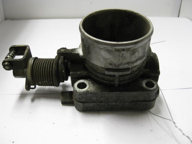 Throttle body j30 1993 93 1995 95 left 20394