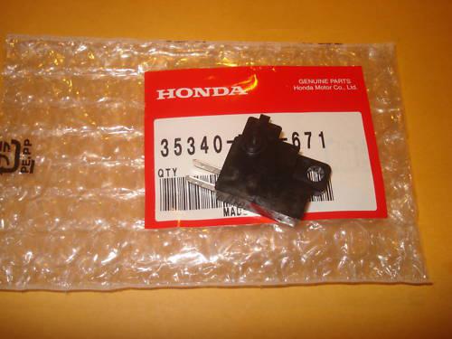 Honda cx500 cx650 gl650 cb750 cb900 cbx gl1100 gl1200 front brake switch oem