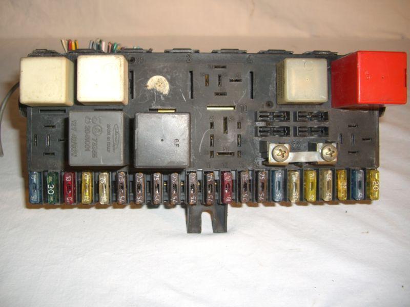 Alfa romeo milano or 75 fuse and relay box 