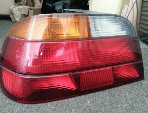 Bmw e38 left rear tail light oem 740il