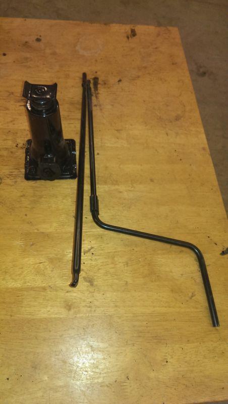 1998 jeep cherokee 4.0l car jack